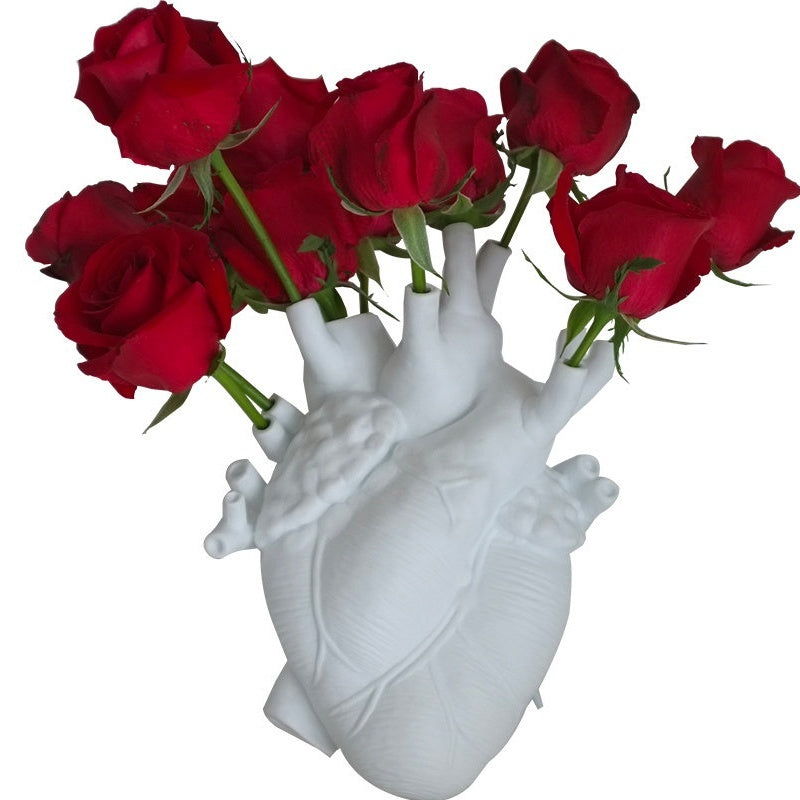 Nordic Style Heart Shaped Flower Pot Vase Art Sculpture
