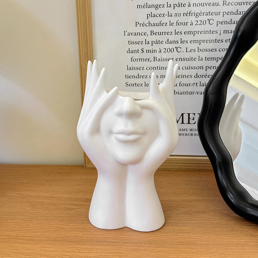 Feminine Make-Up Brush Vase Holder