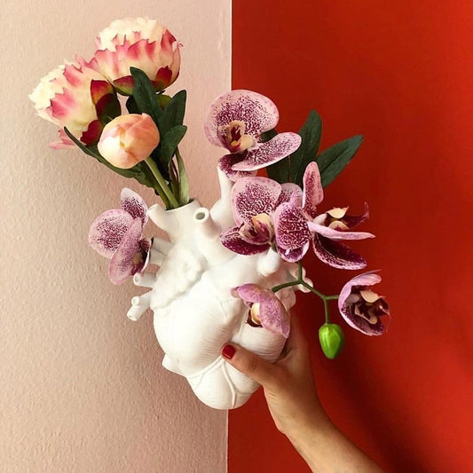 Nordic Style Heart Shaped Flower Pot Vase Art Sculpture